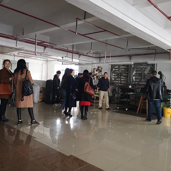 深圳静电喷枪厂家