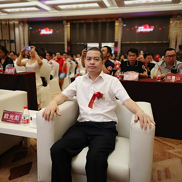 静电喷枪厂家受邀采访